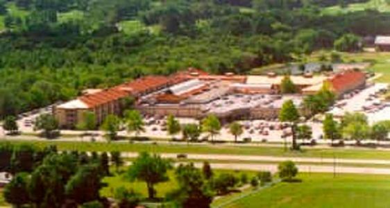 Decatur Conference Center And Hotel Exterior photo